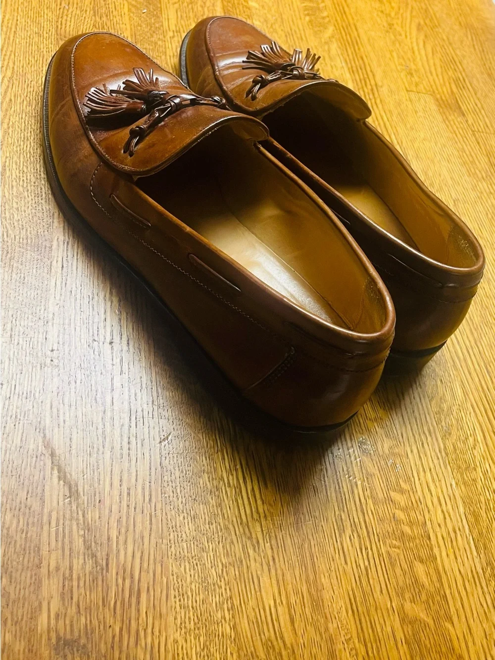 Johnston & Murphy Men's Brown Tassel Loafers - Classic Leather Slip-Ons